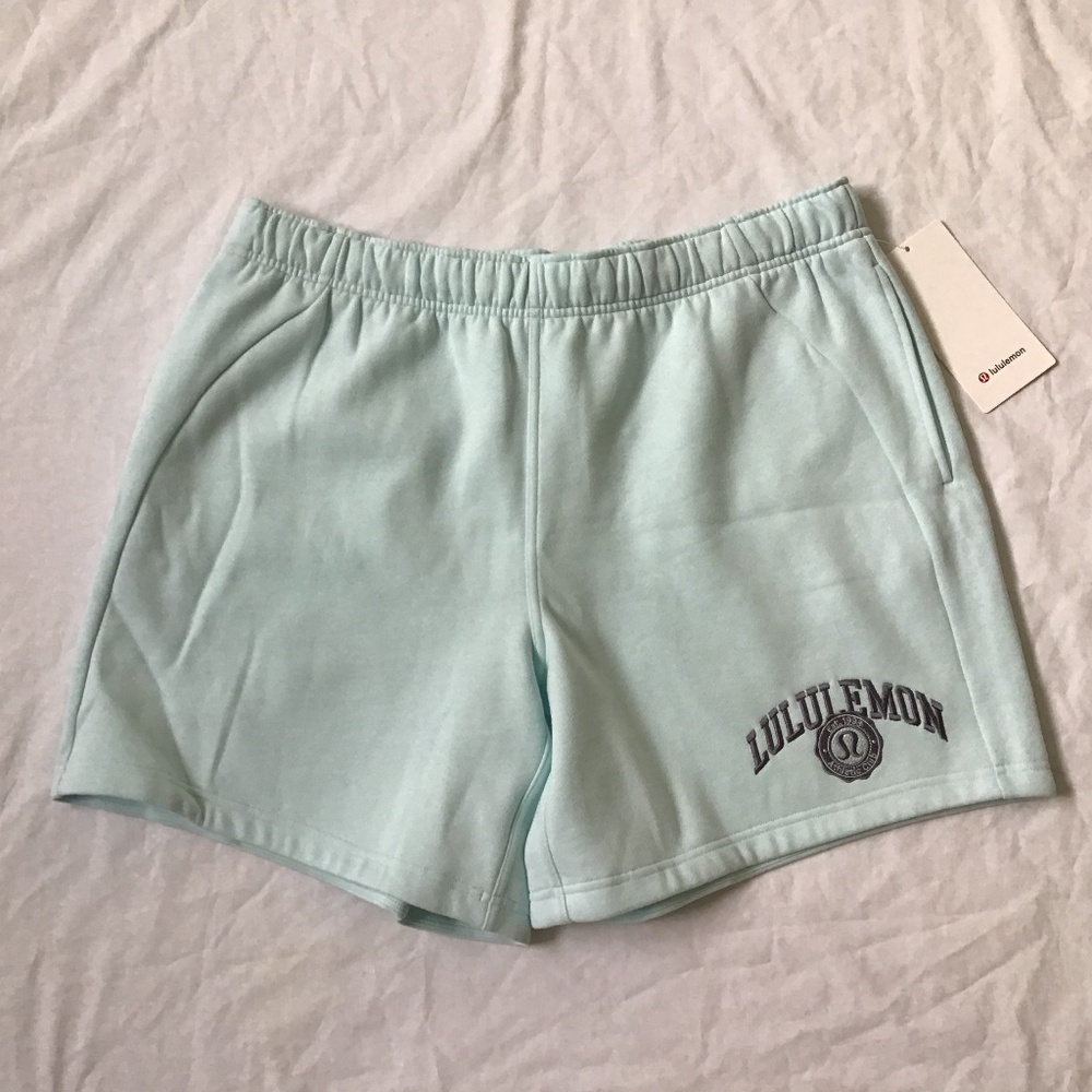 LuLuLemon sz XL Scuba Oversized Mid Rise Short 7” Graphic Mint Breeze NWT